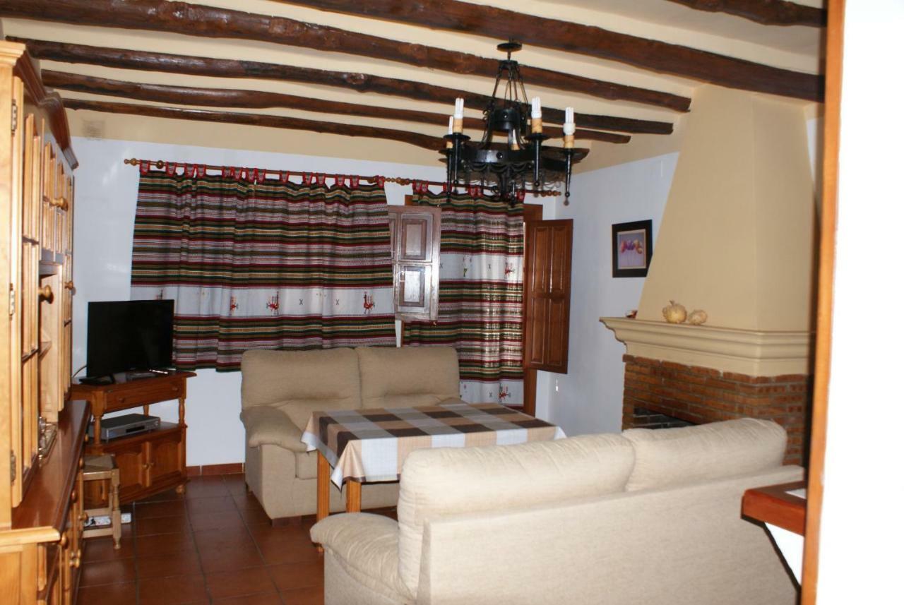 Casa De La Ermita Guest House Bubion Exterior photo